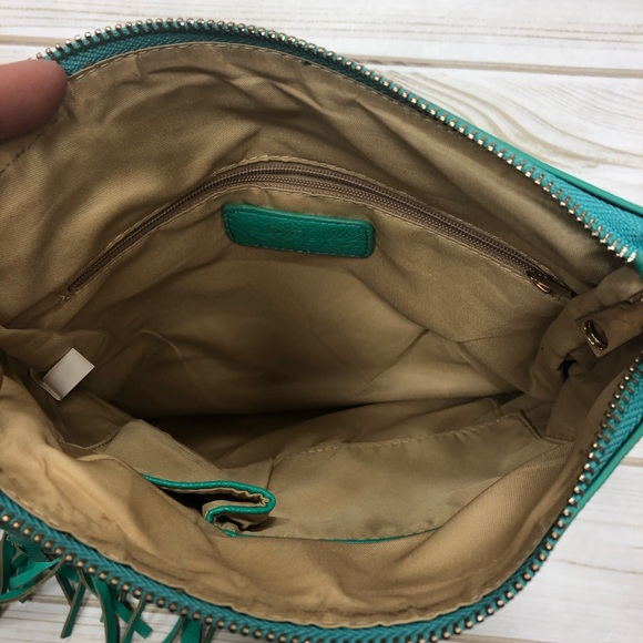 BOGO🖤 TURQUOISE STUDDED CROSSBODY CHAIN PURSE - Picture 4 of 9